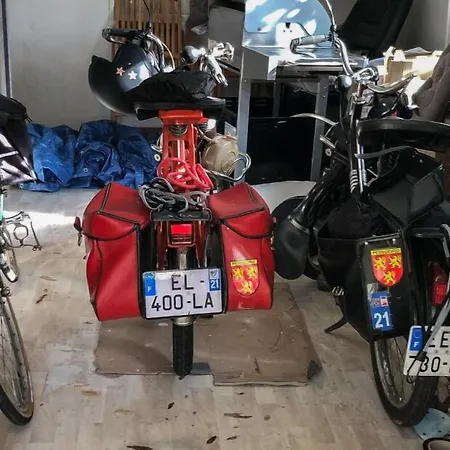 La Bicyclette Bleue מונטמוריון