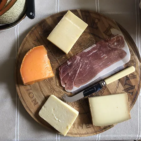 La Bicyclette Bleue 몽모리옹