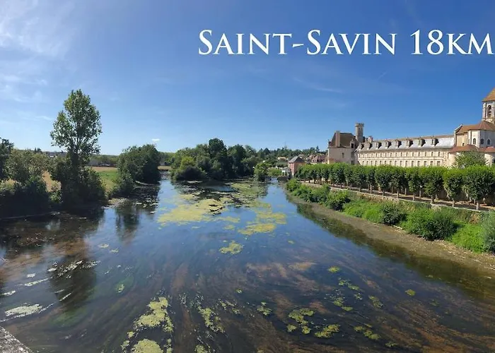 La Bicyclette Bleue Montmorillon